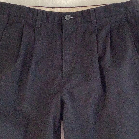 GAP Black Khakis Mens Pants 35x32 Relaxed Fit - Picture 2 of 6